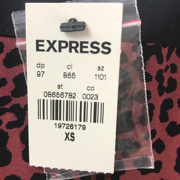 Express Maroon/Black Cheetah Blouse Size XS NWT - Picture 6 of 6